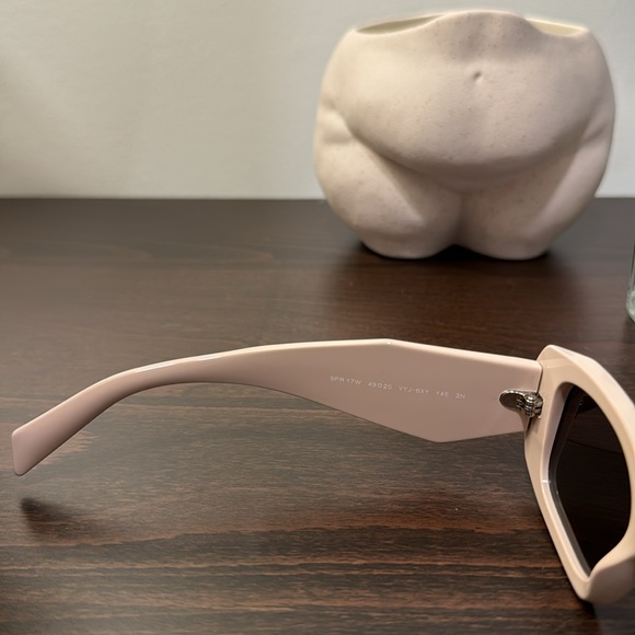 Runway 49mm Rectangular Sunglasses - Picture 7 of 14